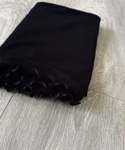 Hijab noir en jersey premium frisé – Élégance, confort et qualité made in Turquie